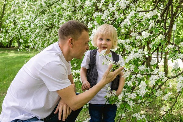 Quelle est la meilleure façon d'explorer les marchés flottants du delta du Mékong au Vietnam ?